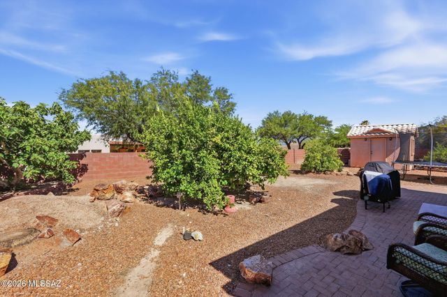 17877 S Camino Confianza, Sahuarita, AZ 85629