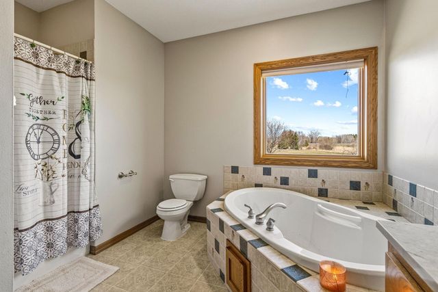 44154 Skogman Lake Road, Cambridge, MN 55008