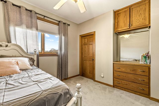 44154 Skogman Lake Road, Cambridge, MN 55008