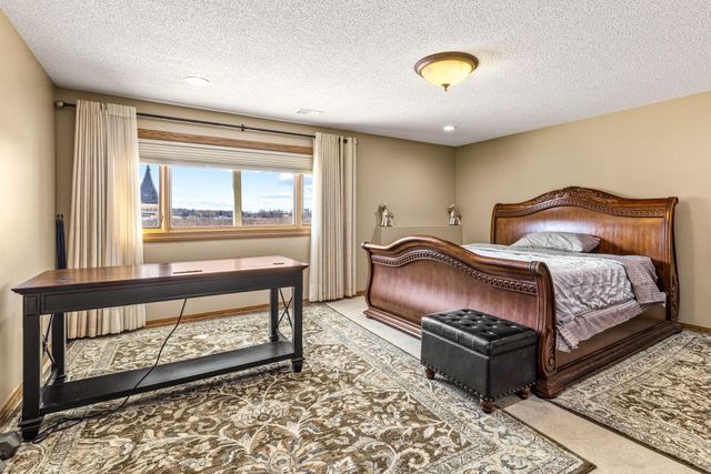 44154 Skogman Lake Road, Cambridge, MN 55008