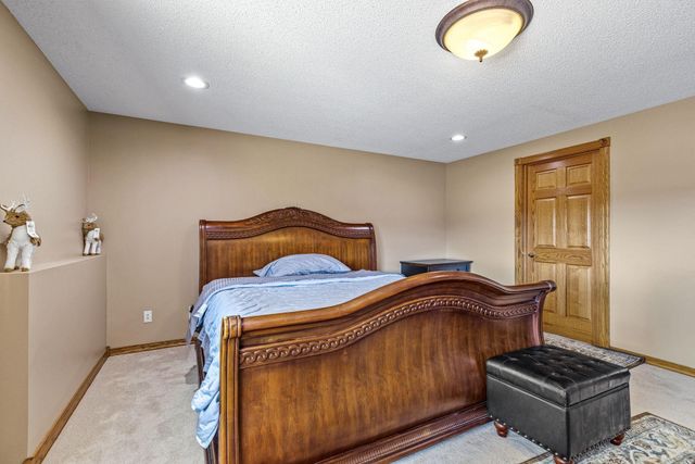 44154 Skogman Lake Road, Cambridge, MN 55008
