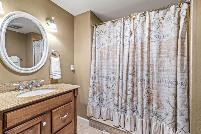 44154 Skogman Lake Road, Cambridge, MN 55008