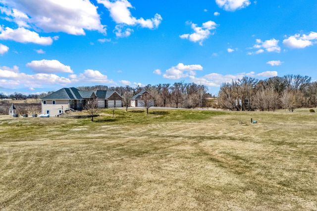 44154 Skogman Lake Road, Cambridge, MN 55008