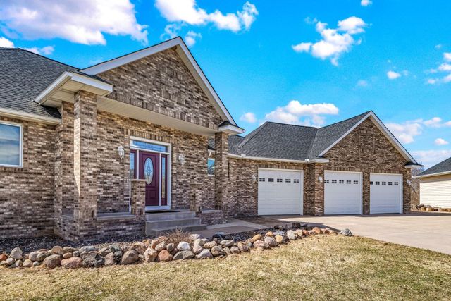 44154 Skogman Lake Road, Cambridge, MN 55008