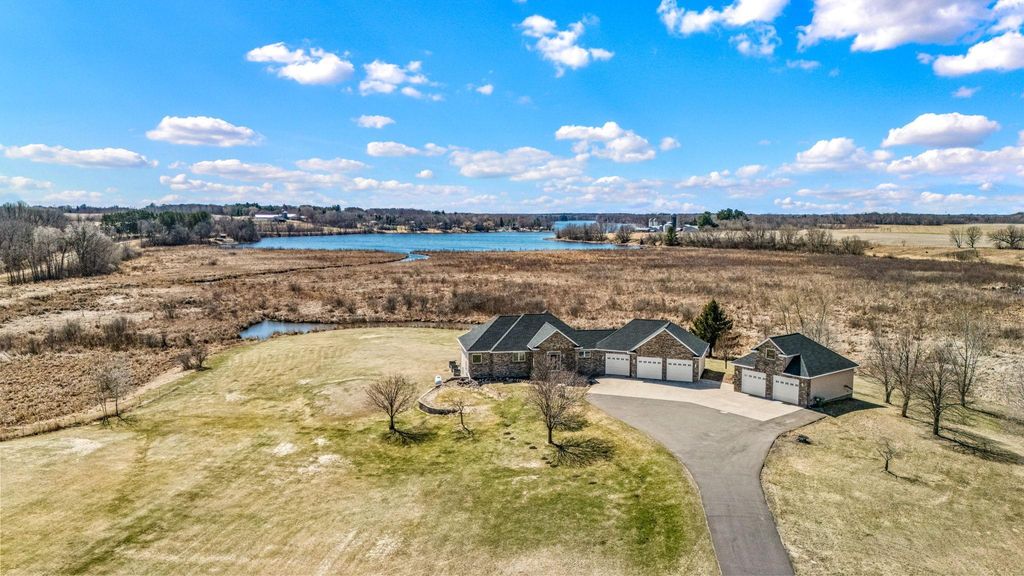 44154 Skogman Lake Road, Cambridge, MN 55008