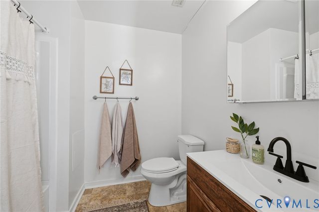 1040 Springside Ct, Powhatan, VA 23139