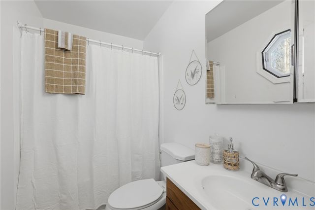 1040 Springside Ct, Powhatan, VA 23139