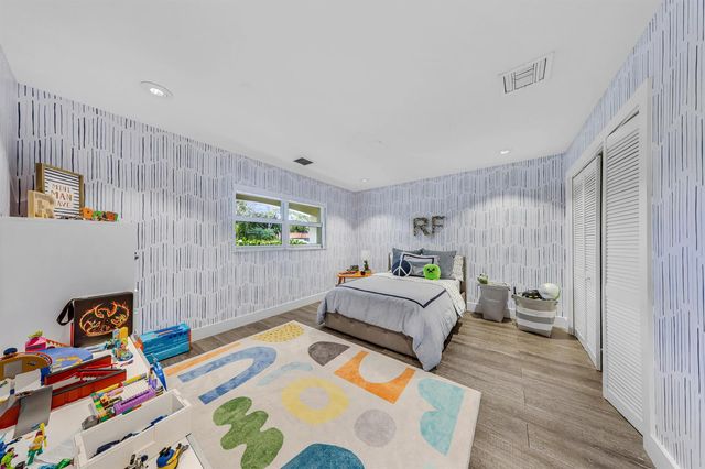908 Cypress Grove Drive, Pompano Beach, FL 33069