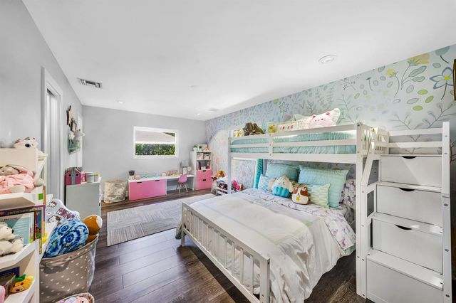 908 Cypress Grove Drive, Pompano Beach, FL 33069