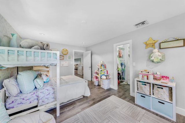 908 Cypress Grove Drive, Pompano Beach, FL 33069