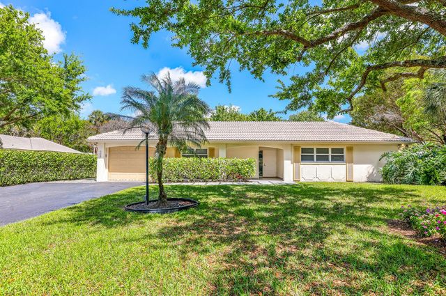 908 Cypress Grove Drive, Pompano Beach, FL 33069
