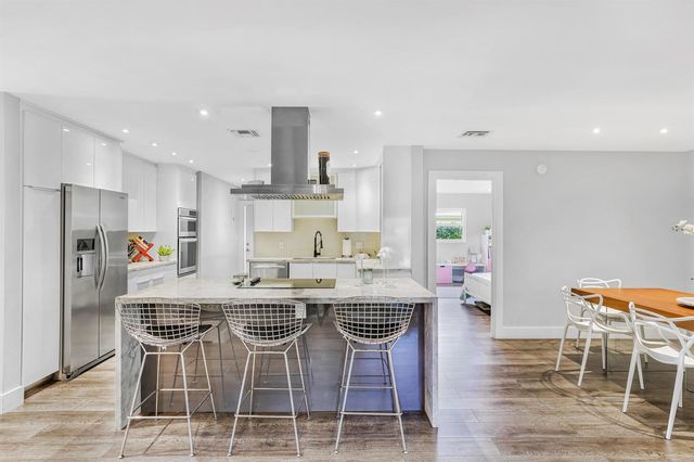 908 Cypress Grove Drive, Pompano Beach, FL 33069