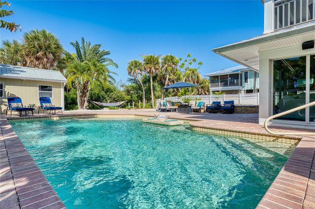 550 N GULF BOULEVARD, Placida, FL 33946