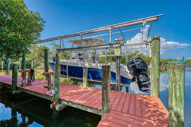 550 N GULF BOULEVARD, Placida, FL 33946