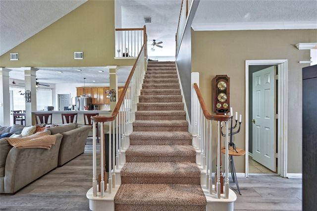 1415 Crystal Lake Circle E, Pearland, TX 77584