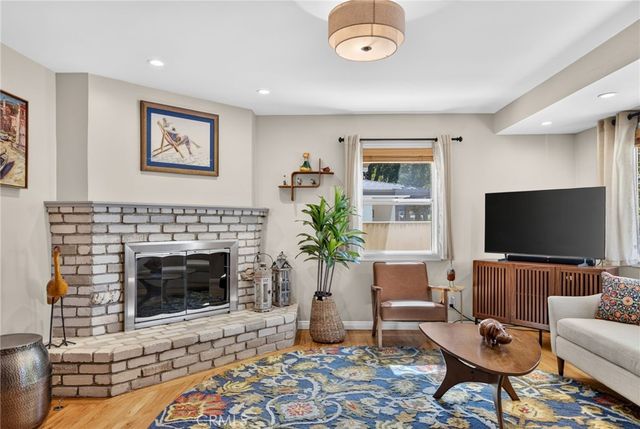 2532 Treelane, Monrovia, CA 91016