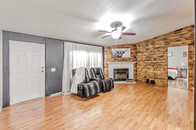 5515 Bayou Black Dr, Gibson, LA 70356