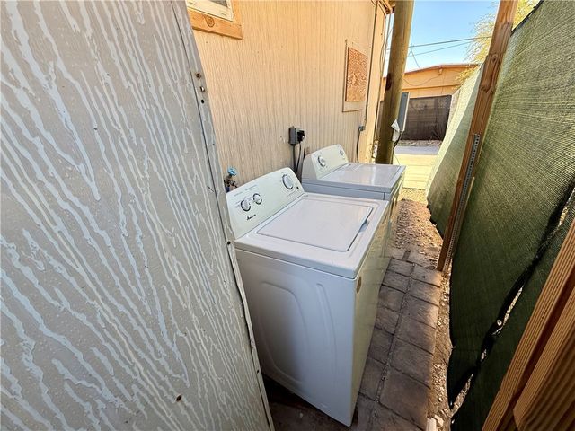 2135 Hermosa Drive Drive, Bullhead City, AZ 86442