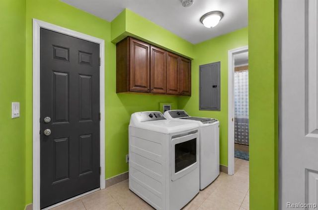 38185 Willowmere Street, Harrison Twp, MI 48045