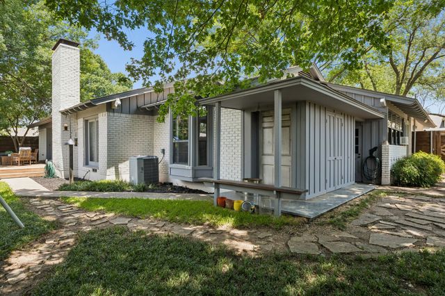 9519 Springwater Drive, Dallas, TX 75228