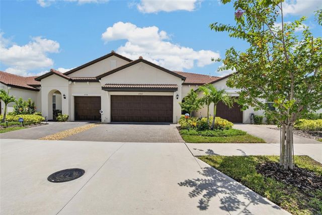 17242 HOLLY WELL AVENUE, Wimauma, FL 33598