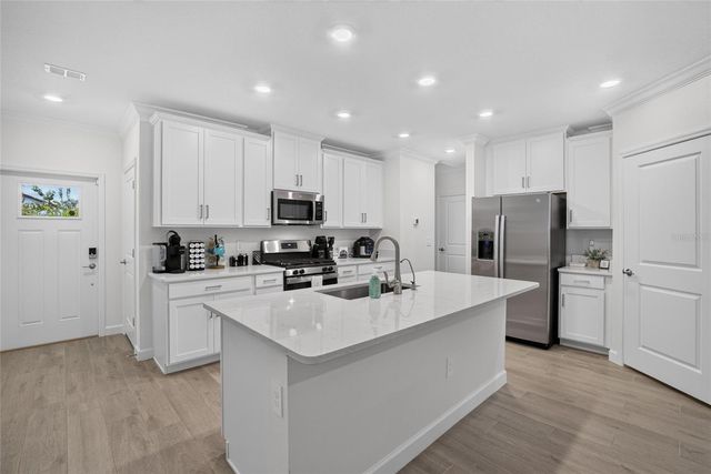 17242 HOLLY WELL AVENUE, Wimauma, FL 33598
