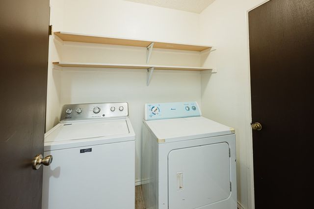 5122 Sunnyside Dr, Midland, TX 79703