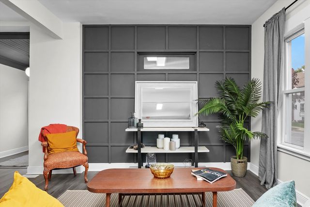 601 S 6th Avenue, Maywood, IL 60153