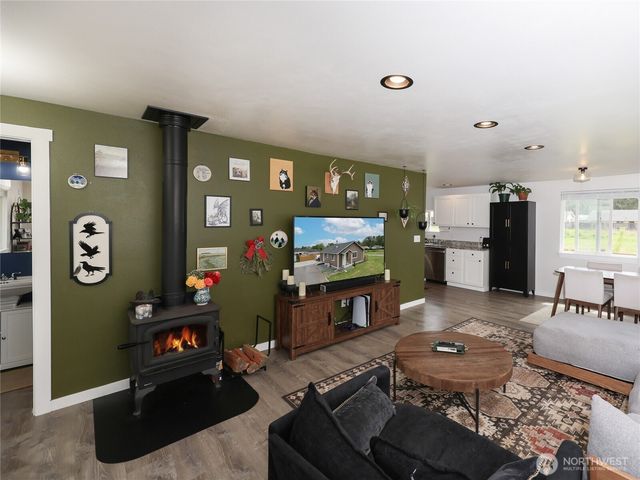 1003 N Fruitdale Road, Sedro Woolley, WA 98284