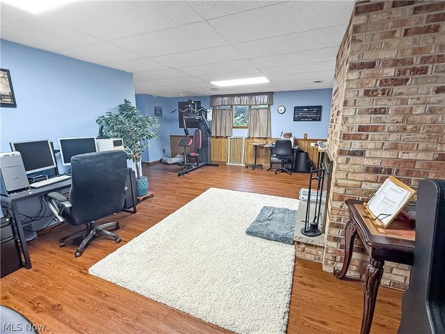 284 Old Oak Drive, Cortland, OH 44410