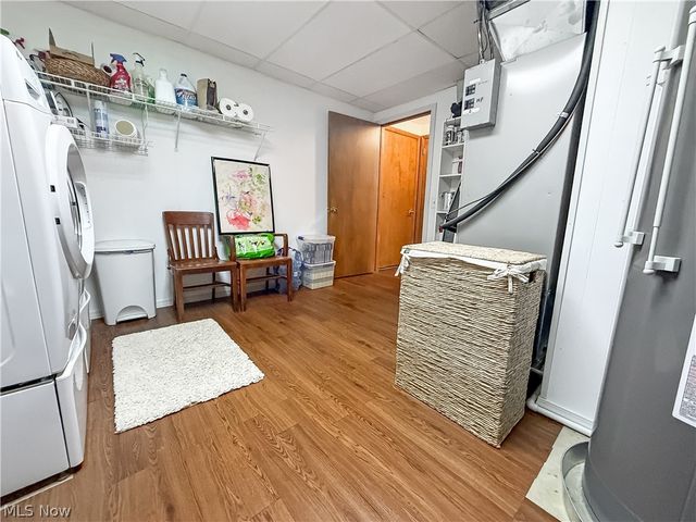 284 Old Oak Drive, Cortland, OH 44410