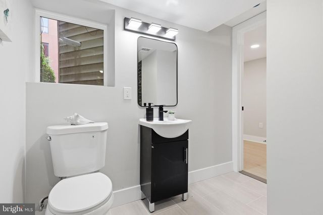 10 R ST NW, Washington, DC 20001