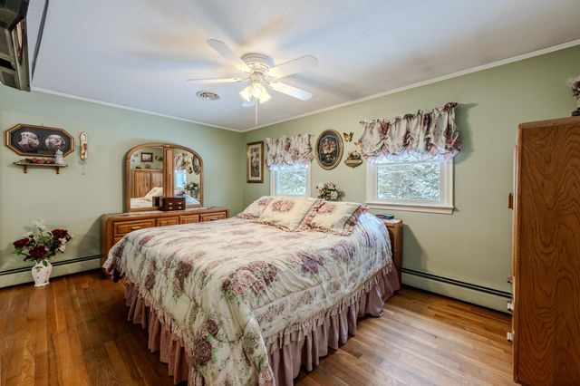 15 Easthill Drive, Hudson, NH 03051