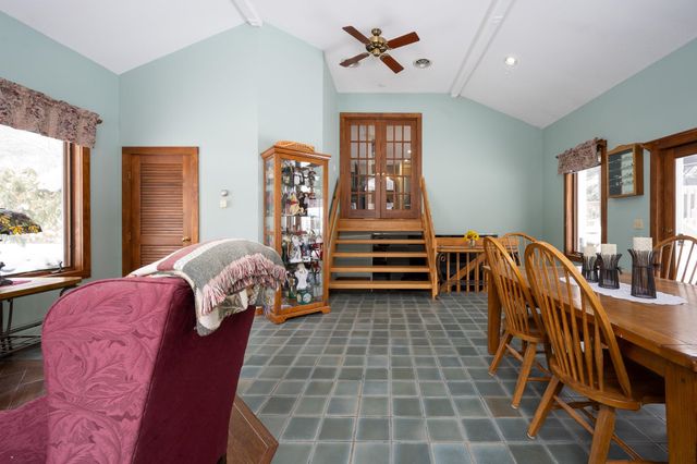 15 Easthill Drive, Hudson, NH 03051