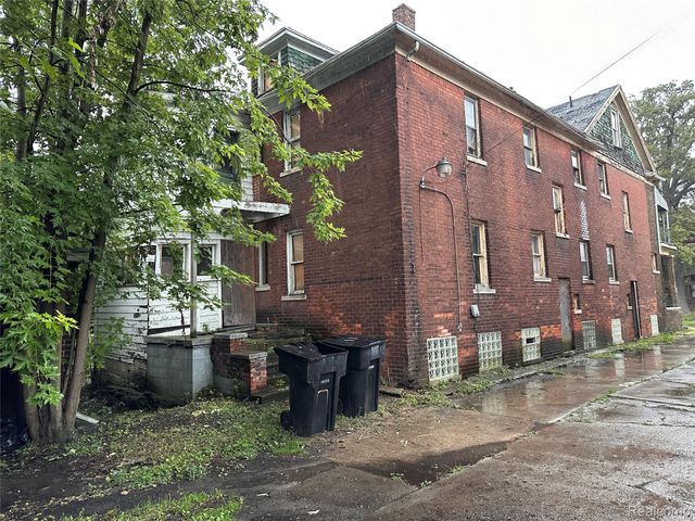 2009 Calvert Street, Detroit, MI 48206
