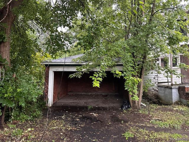 2009 Calvert Street, Detroit, MI 48206