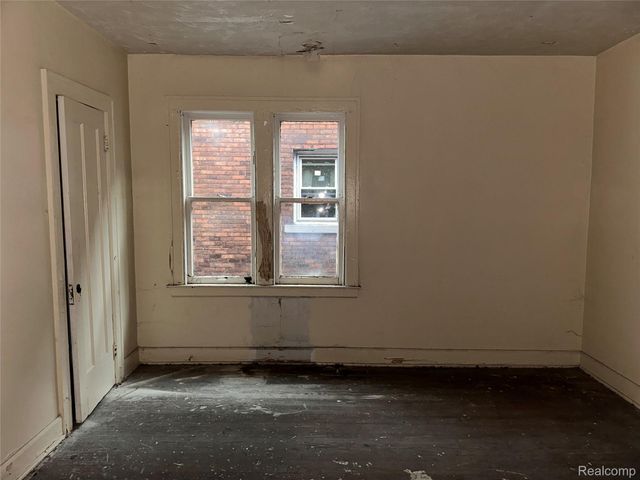 2009 Calvert Street, Detroit, MI 48206