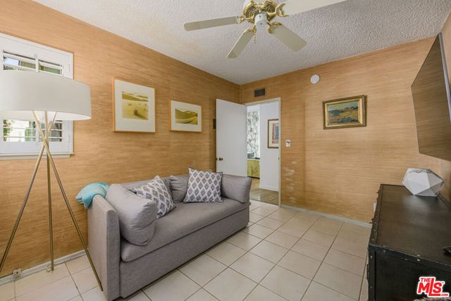 6902 Andasol Avenue, Van Nuys, CA 91406