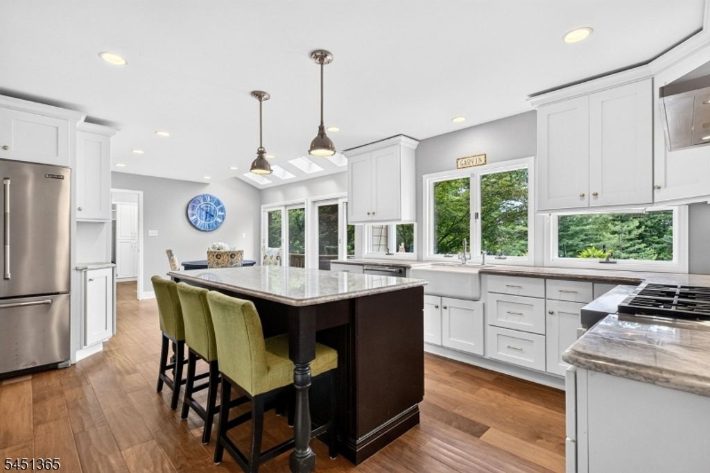 26 Stone Fence Rd, Bernardsville Boro, NJ 07924 — photo 2