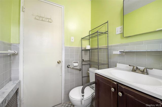 226-29 Manor Road UPPER, Queens Village, NY 11427