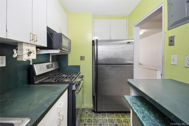 226-29 Manor Road UPPER, Queens Village, NY 11427