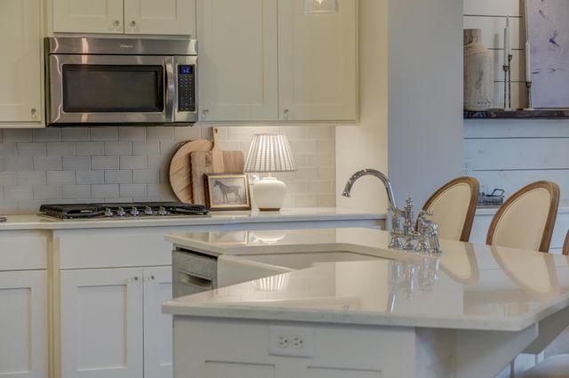 4798 Prairie Trail N, Hugo, MN 55038