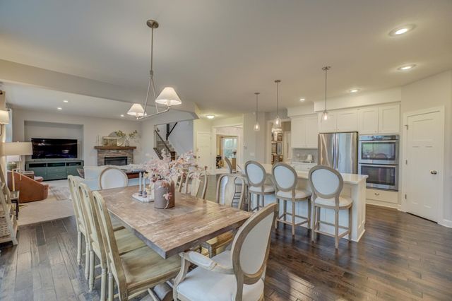 4798 Prairie Trail N, Hugo, MN 55038