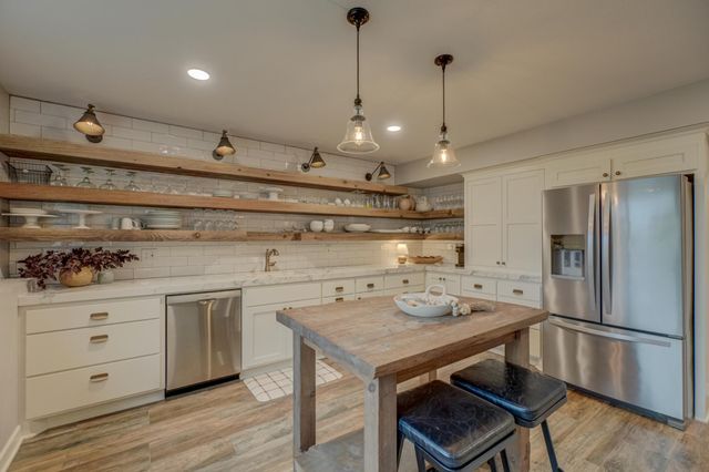 4798 Prairie Trail N, Hugo, MN 55038