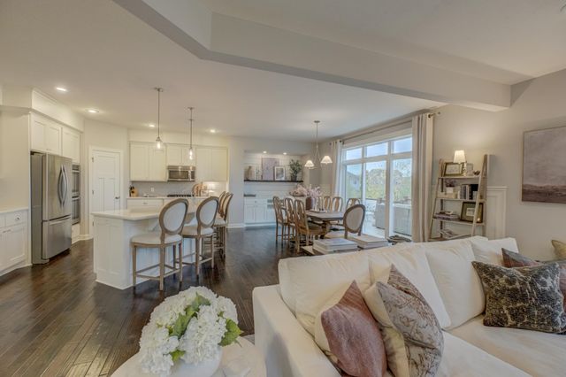 4798 Prairie Trail N, Hugo, MN 55038