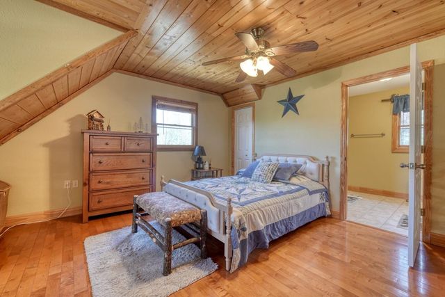 4852 Hf Lyons Road, Hiawassee, GA 30546