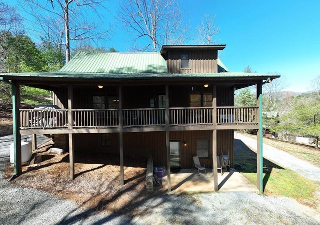 4852 Hf Lyons Road, Hiawassee, GA 30546