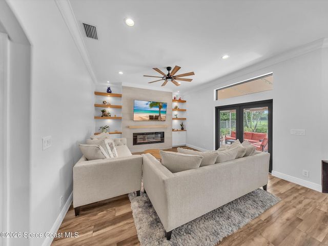 6347 Shadow Tree Lane, Lake Worth, FL 33467