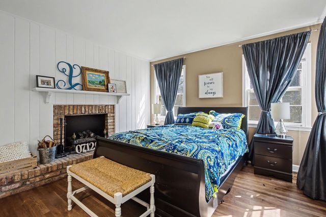 4613 CROSSOVER LN, Memphis, TN 38117