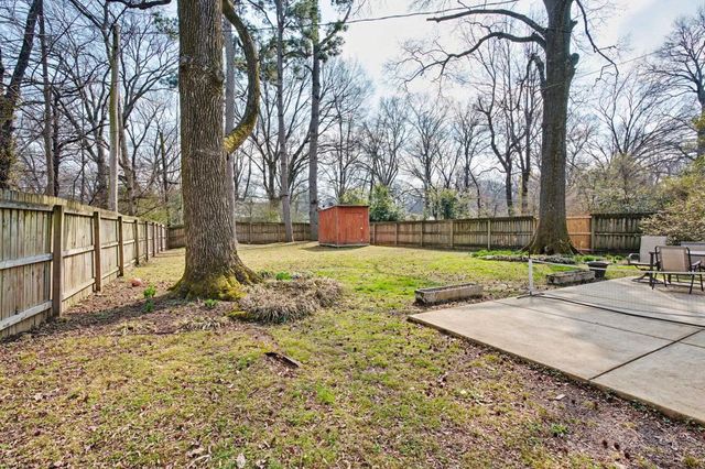 4613 CROSSOVER LN, Memphis, TN 38117